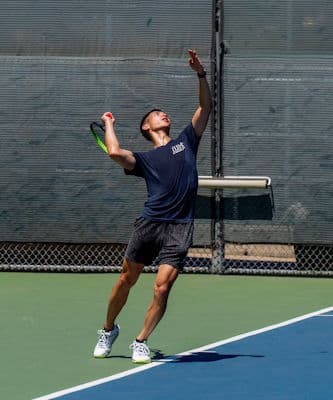 Hero image collage consisting of 3 photos of tennis players (image 2)